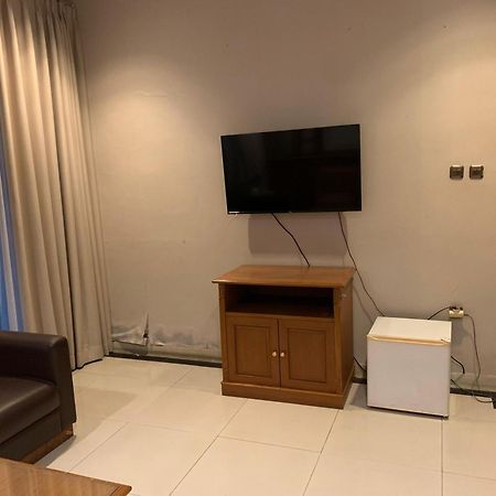 Enhaii Hotel Бандунг Екстериор снимка