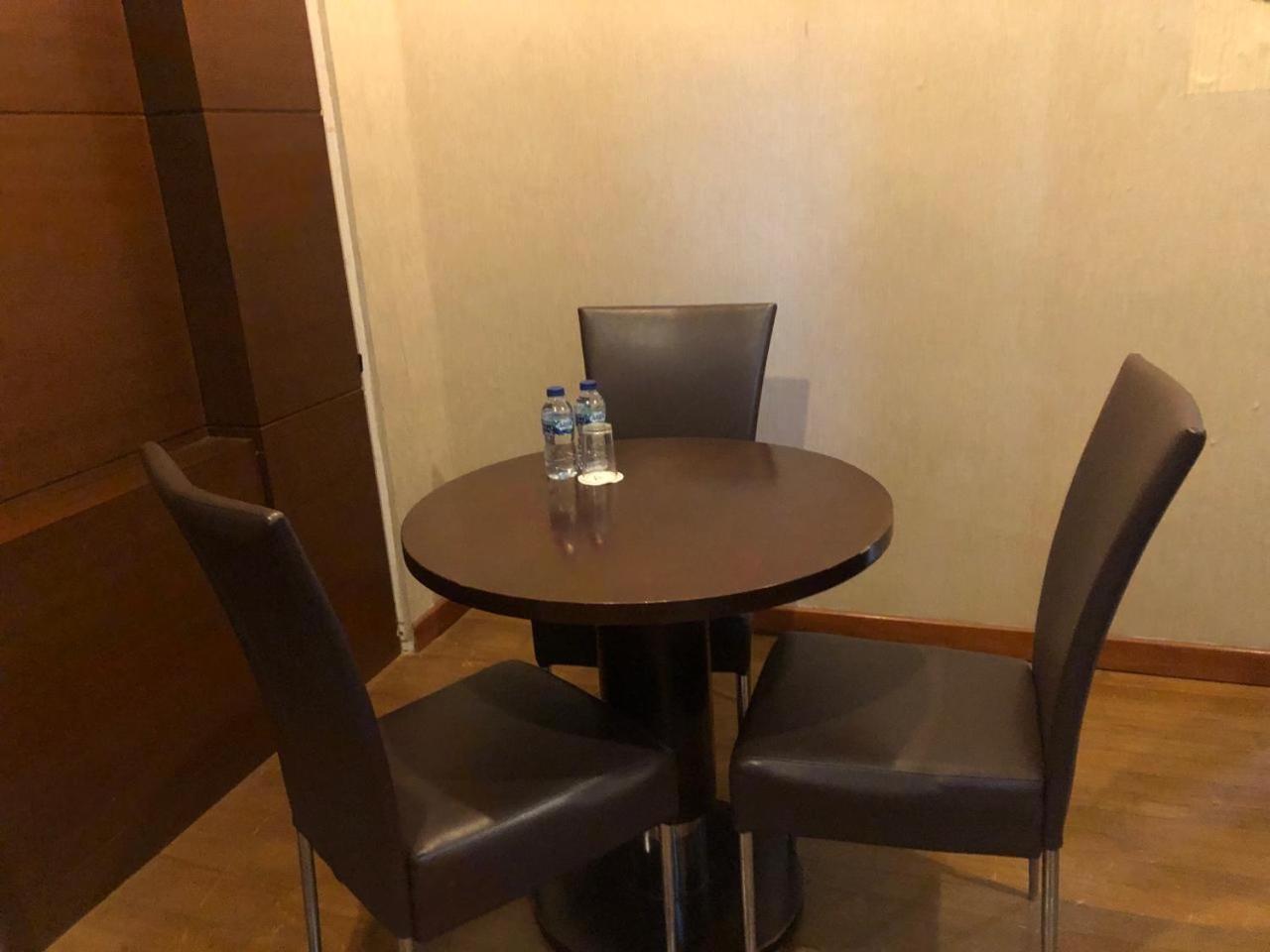 Enhaii Hotel Бандунг Екстериор снимка