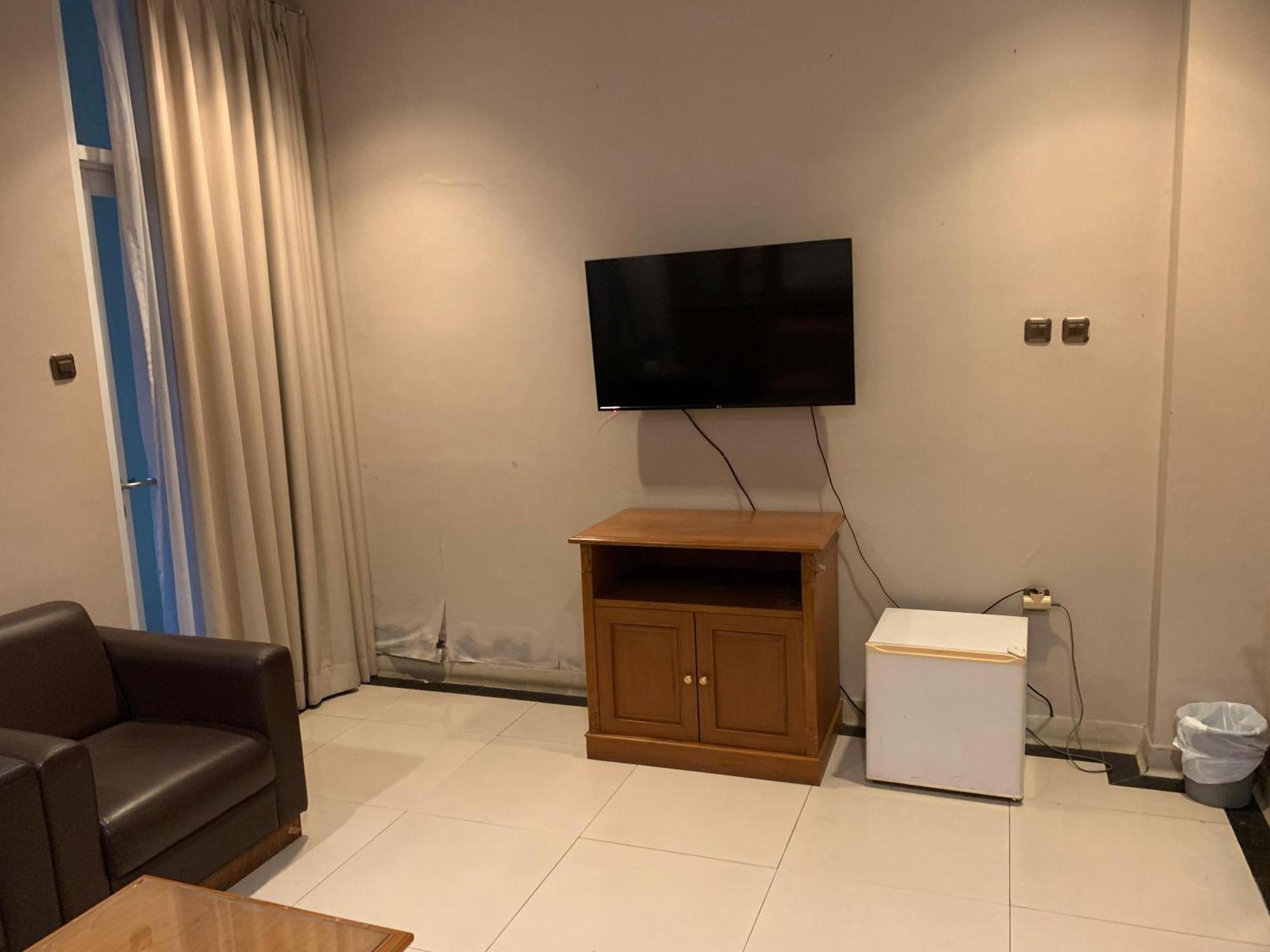 Enhaii Hotel Бандунг Екстериор снимка