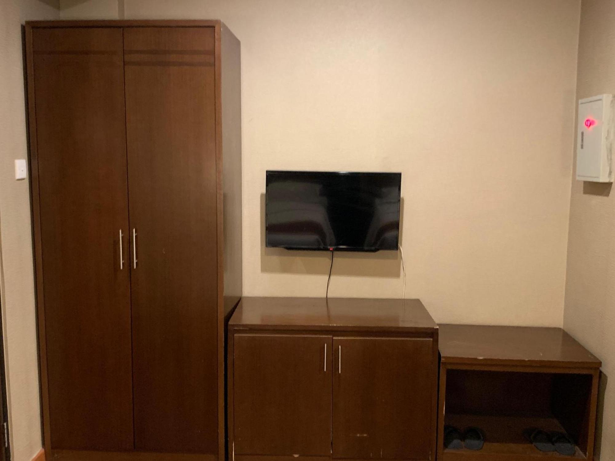 Enhaii Hotel Бандунг Екстериор снимка